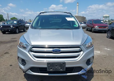 2018 Ford Escape Se z USA, uszkodzony, nr VIN 1FMCU9GD8JUD46236